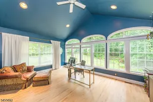 18 Stoneybrook Rd, Washington Township, NJ 07853 - Photo 9