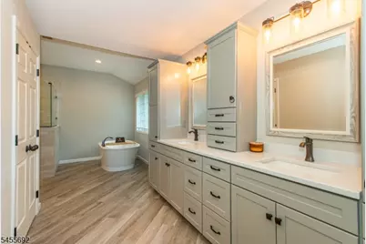 18 Stoneybrook Road, Washington Township, NJ 07853 - Photo 29