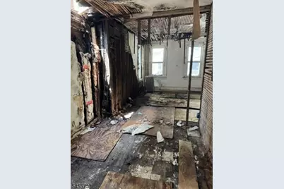 36 Sunset Ave, Newark, NJ 07106 - Photo 13