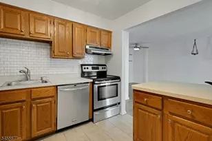 203 Alexandria Way, Bernards Township, NJ 07920 - Photo 13