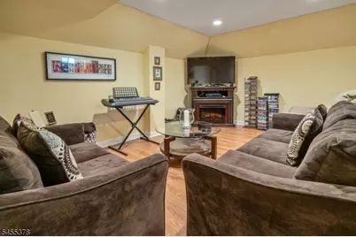 2 Fells Ln, Mount Olive, NJ 07836 - Photo 31