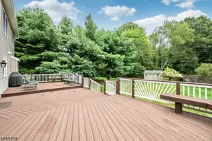 2 Fells Ln, Mount Olive, NJ 07836 - Photo 5