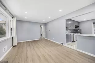807 Canton St, Elizabeth, NJ 07202 - Photo 3