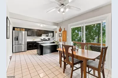 74 Freemont Ct, Franklin Township, NJ 08873 - Photo 7