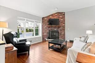 74 Freemont Ct, Franklin Township, NJ 08873 - Photo 9