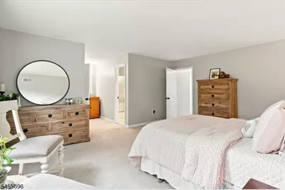 74 Freemont Ct, Franklin Township, NJ 08873 - Photo 17