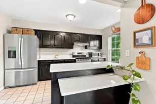74 Freemont Ct, Franklin Township, NJ 08873 - Photo 3