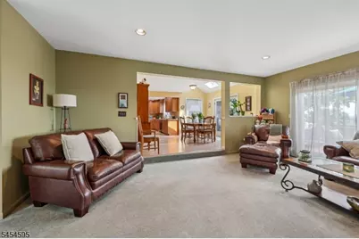 17 Rosenbrook Dr, Lincoln Park, NJ 07035 - Photo 9