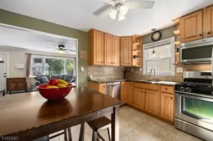 90 Linden St, Bridgewater, NJ 08807 - Photo 9