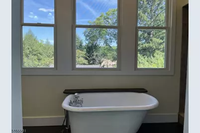 33B Drakestown Rd, Washington Township, NJ 07853 - Photo 13