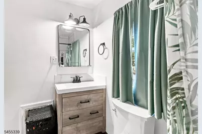 33-35 Grove Ter, Irvington, NJ 07111 - Photo 15