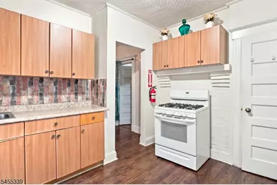 33-35 Grove Ter, Irvington, NJ 07111 - Photo 23