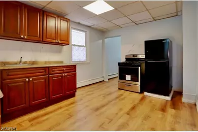 5 Salter Pl #1, Bloomfield, NJ 07003 - Photo 1