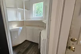 23 Elm St, West Orange Township, NJ 07052 - Photo 7