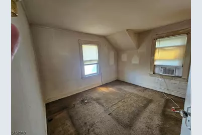 23 Elm St, West Orange Township, NJ 07052 - Photo 11