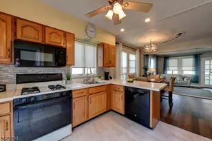 22 Jacksonville Rd, Pequannock Township, NJ 07444 - Photo 13