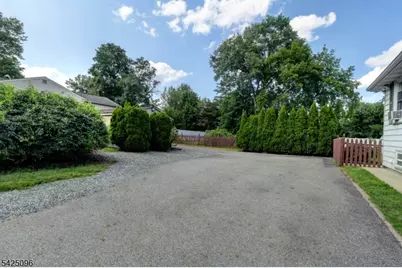 22 Jacksonville Rd, Pequannock Township, NJ 07444 - Photo 25