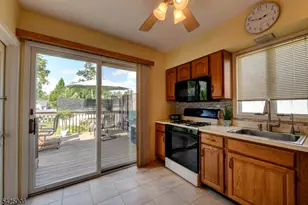 22 Jacksonville Rd, Pequannock Township, NJ 07444 - Photo 15