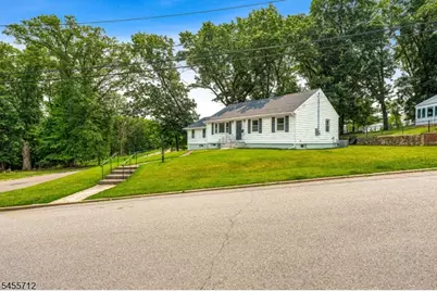 76 Dawn Ave, North Haledon, NJ 07508 - Photo 5