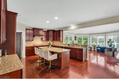 4 Sovereign Dr, Mount Olive, NJ 07836 - Photo 9