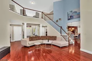 4 Sovereign Dr, Mount Olive, NJ 07836 - Photo 7