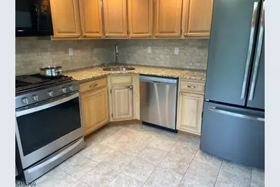 62 Gregory Ln, Franklin Township, NJ 08823 - Photo 7