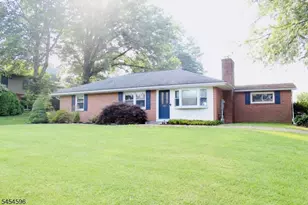 206 Ridge Rd, Phillipsburg, NJ 08865 - Photo 1