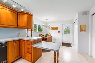 39 Corn Hollow Rd, Roxbury Township, NJ 07876 - Photo 3