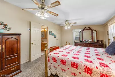 39 Cornhollow Rd, Roxbury Township, NJ 07876 - Photo 17