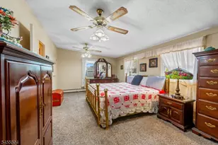 39 Corn Hollow Rd, Roxbury Township, NJ 07876 - Photo 15