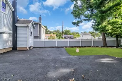 209 S Michigan Ave, Kenilworth, NJ 07033 - Photo 41