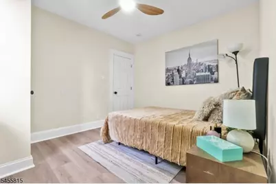 209 S Michigan Ave, Kenilworth, NJ 07033 - Photo 17
