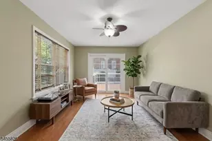 81 Hudson Ave, Ridgefield, NJ 07660 - Photo 3