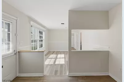 81 Hudson Ave, Ridgefield, NJ 07660 - Photo 19
