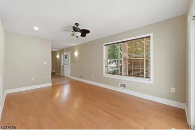 81 Hudson Ave, Ridgefield, NJ 07660 - Photo 23