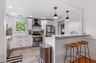 8 Tuxedo Pl, Morristown, NJ 07960 - Photo 17