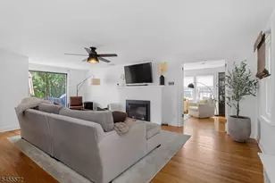 8 Tuxedo Pl, Morristown, NJ 07960 - Photo 3