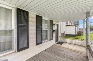 36 Bank St, Sussex, NJ 07461 - Photo 5