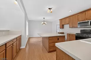 1304 Brian Cir, Greenwich Township, NJ 08886 - Photo 9