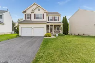 1304 Brian Cir, Greenwich Township, NJ 08886 - Photo 1