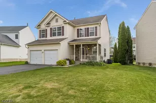 1304 Brian Cir, Greenwich Township, NJ 08886 - Photo 1