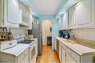 3D Foxwood Dr #D, Morris Plains, NJ 07950 - Photo 9