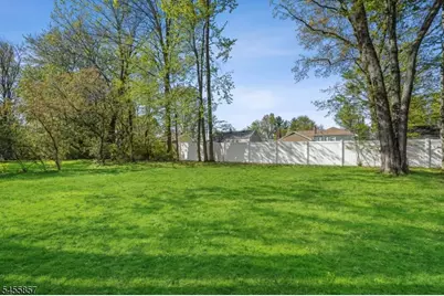 11 N Derby Rd, Springfield, NJ 07081 - Photo 17