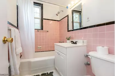 101 Gates Ave #4, Montclair, NJ 07042 - Photo 13