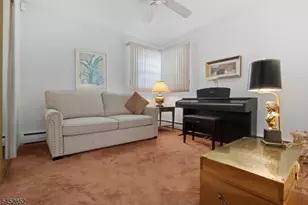 74 Farmingdale Rd, Wayne, NJ 07470 - Photo 17