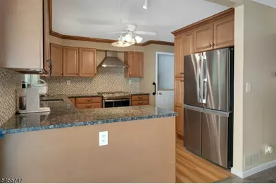 15 Maxine Dr, Morris Township, NJ 07960 - Photo 9