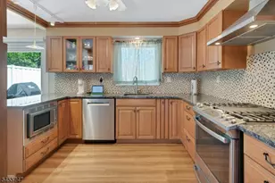 15 Maxine Dr, Morris Township, NJ 07960 - Photo 11