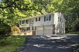 25 Kadel Dr, Mount Arlington, NJ 07856 - Photo 1
