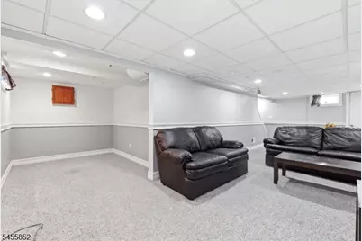 24 Sunset Dr, Clark Township, NJ 07066 - Photo 17