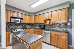 24 Sunset Dr, Clark Township, NJ 07066 - Photo 5